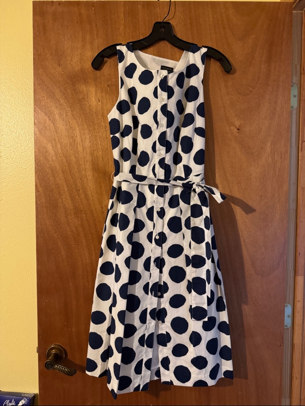 Talbots White and Navy Polka Dot Button-Front Dress WITH pockets (OLCC)
